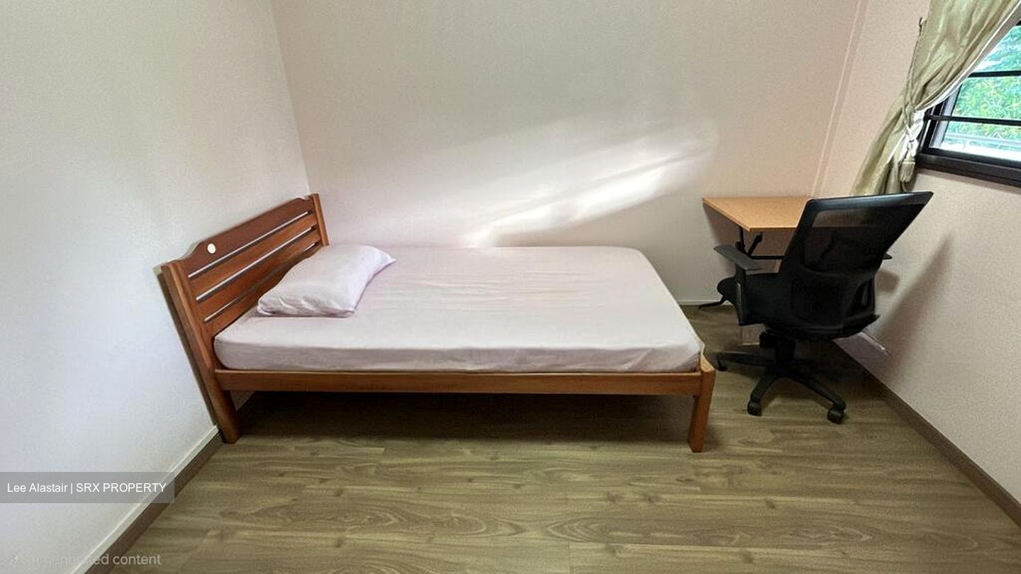 Blk 210 Jurong East Street 21 (Jurong East), HDB 3 Rooms #496018741